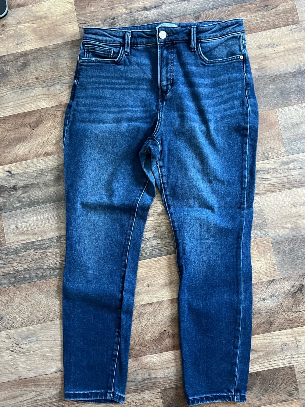 LC Lauren Conrad Dark Blue Curvy Skinny Jeans